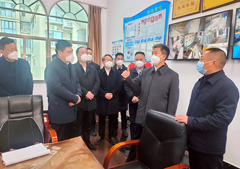 2-5娄底  慰问现场.jpg