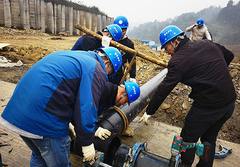 2-2盐津  抗旱应急供水工程施工现场.jpg