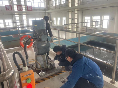 2-3甘泉堡  设备检修现场.jpg