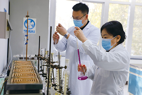 1-保定  进行水样检测确保水质安全.jpg