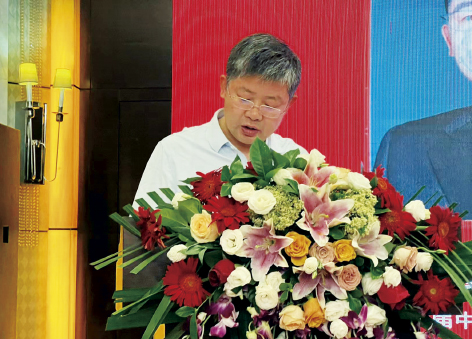 1-中国水协节水委龚道孝作工作报告.jpg