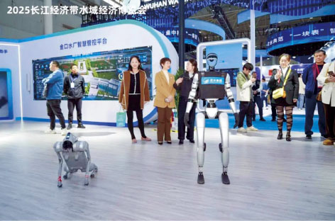 1-边  水域经博会2.jpg